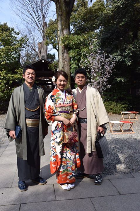 サムライメンバー様 ご兄弟で友人の結婚式に出席 代の男性の着物姿は珍しかったようです 男きもの専門店 Samurai 男の着物